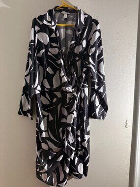 London Times Woman Black White Abstract Geometric Faux Wrap Dress | 22W